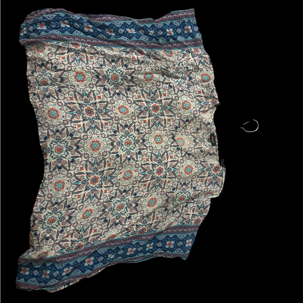 Tolani Multicolor Floral V-Neck Blouse - Picture 3 of 3